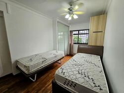 Blk 578 Hougang Avenue 4 (Hougang), HDB Executive #568190641